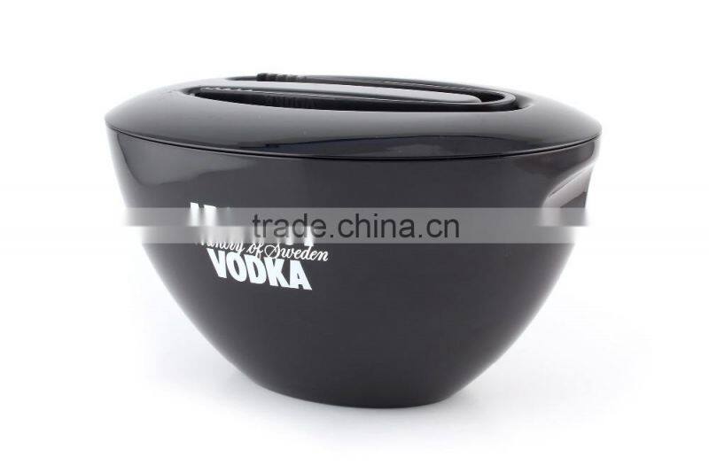 Hot selling plastic bottle cooler with lid