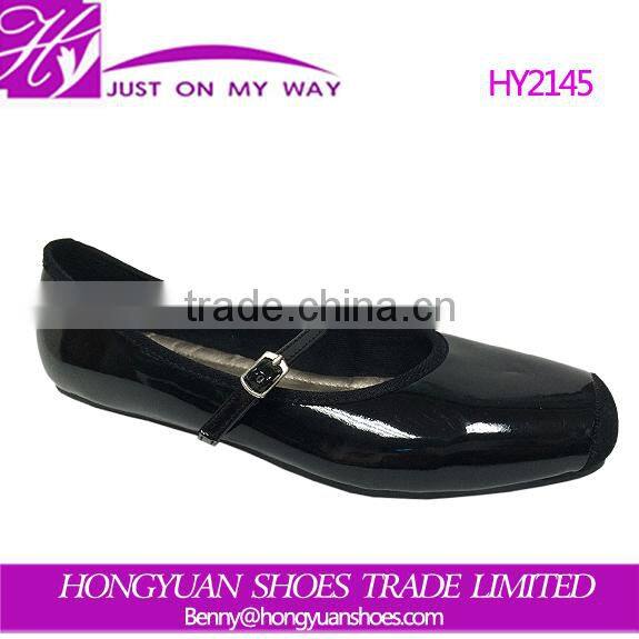 women casual flat shoes with pattern in all