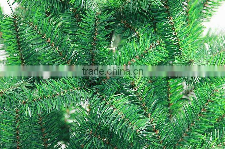 enviroment friendly New Design High Quality Xmas Tree with decorative light LED for Christmas Day