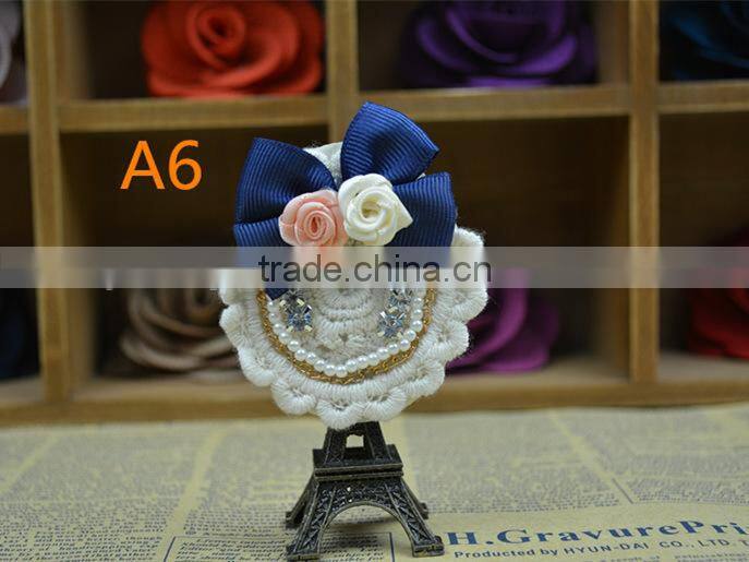 2015 fashion white pearl and fabric brooch