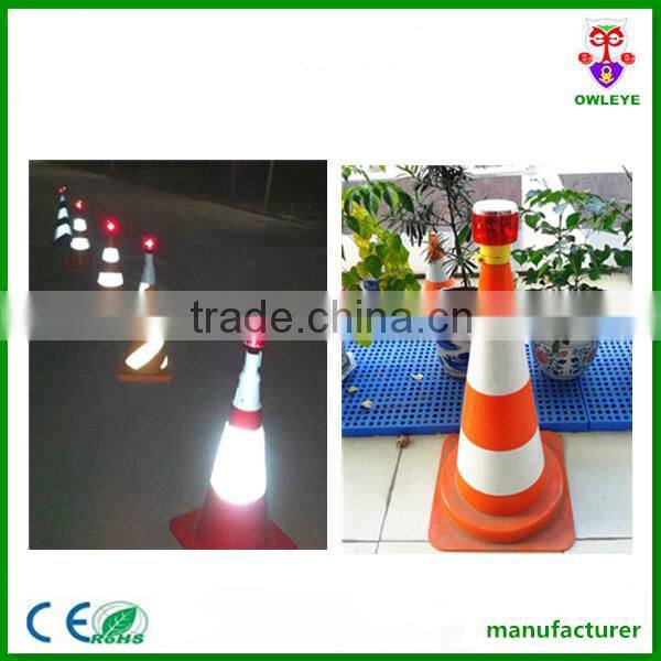 Red led solar flashing safety light used for foggy weather