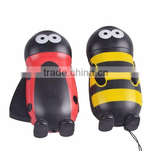 Hote Sales Animal Shape Torch Hand Crank Torch Light
