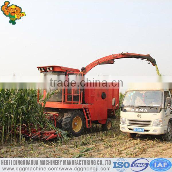 Advanced design Self-propelled pasture and corn harvester machine
