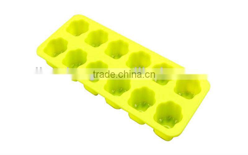 15-cup Shell-shaped Silicone Cake Mold