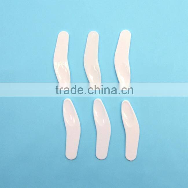 high quality disposable plastic pp cosmetic scoop for cream jars