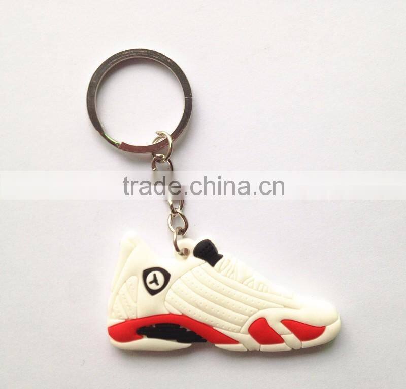 China Manufacture Custom Shoe Shaped Soft Rubber Key chain Wholesale