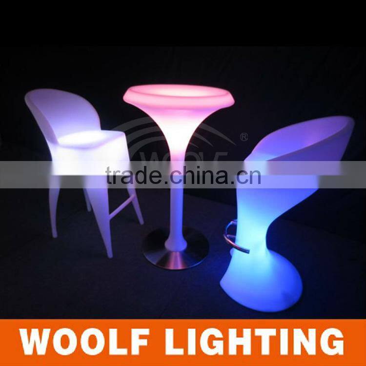 Modern Design Carly Salon and Party Used Shining Decorative LED Round Cocktail Table