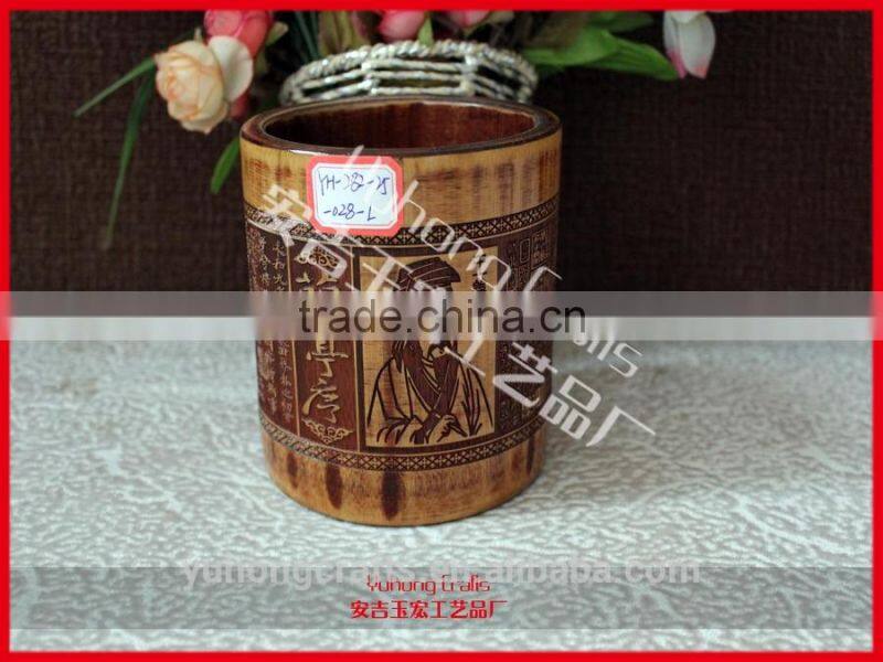 Big and natural pen holder