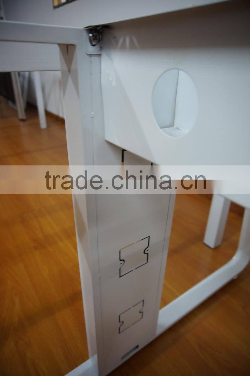 modern and simple office furniture workstation