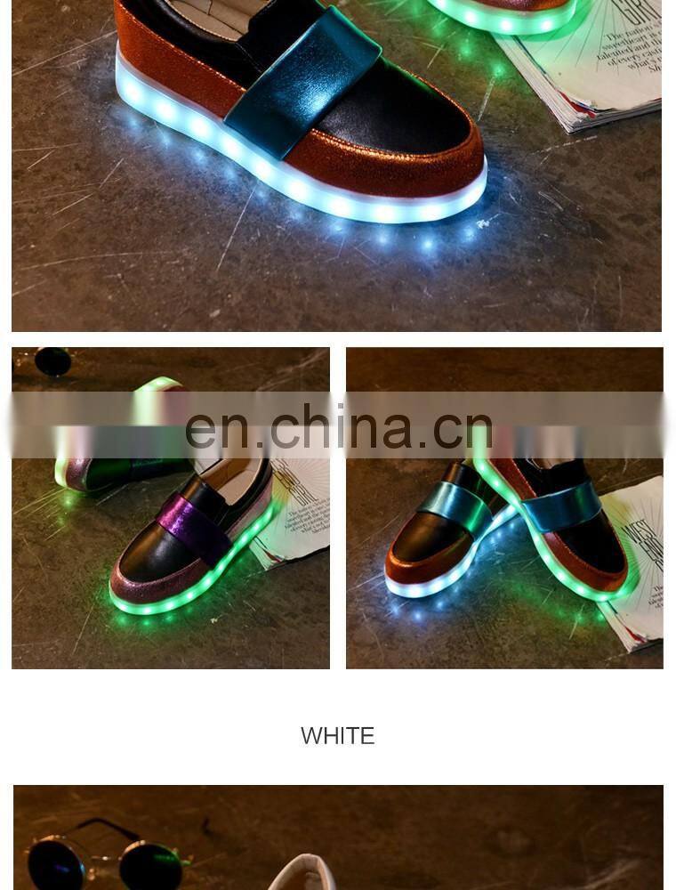 Wholesale New design Hottest Ladies shoes European fashion Women shoes LED shoes sneakers girls footwear