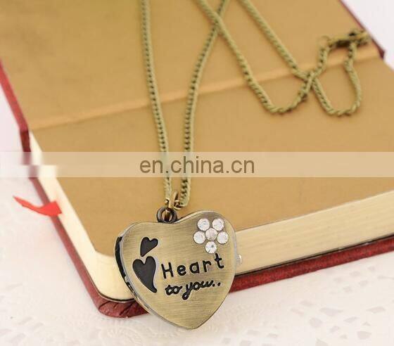 2017 new fashion retro style Diamond Heart Alloy Heart Pocket Necklace Watch Christmas Gift for girlfriend
