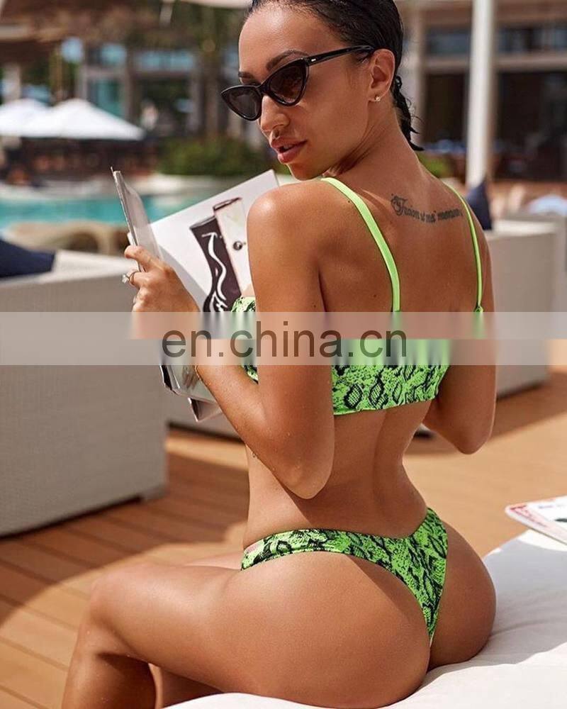 2019 Sexy Snake Print Bandeau Bikini Set Women Wrapping Bow Off Shoulder Strap Mujer Two Piece Padded Swimsuit Biquini
