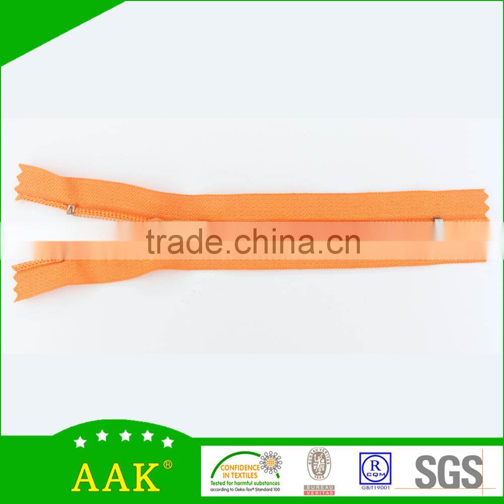 5# nylon coil teeth close end zipper with painting auto lock slider
