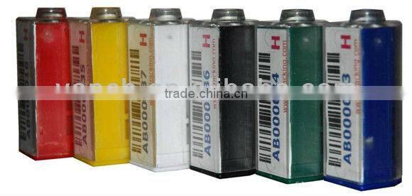 UHF RFID tag for container tracking