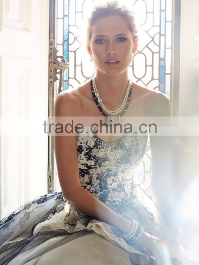 Custom Made Luxury Long Train Applique Black and Ivory Princess Wedding Dress Bridal Gown