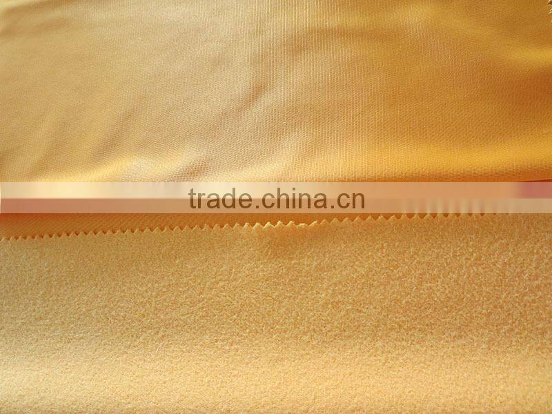 Bright warp knitted fabric for sportswear