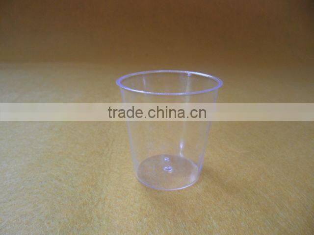 Clear plastic disposable beverage cups
