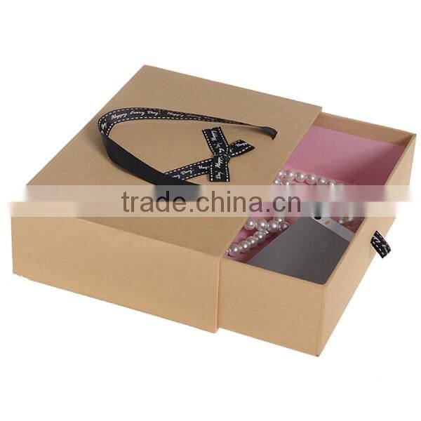 Fashionable Brown Paper Paper Gift Box