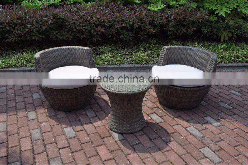 Hot Selling Manufactory Combination PE Rattan Garden Furniture Set in Garden