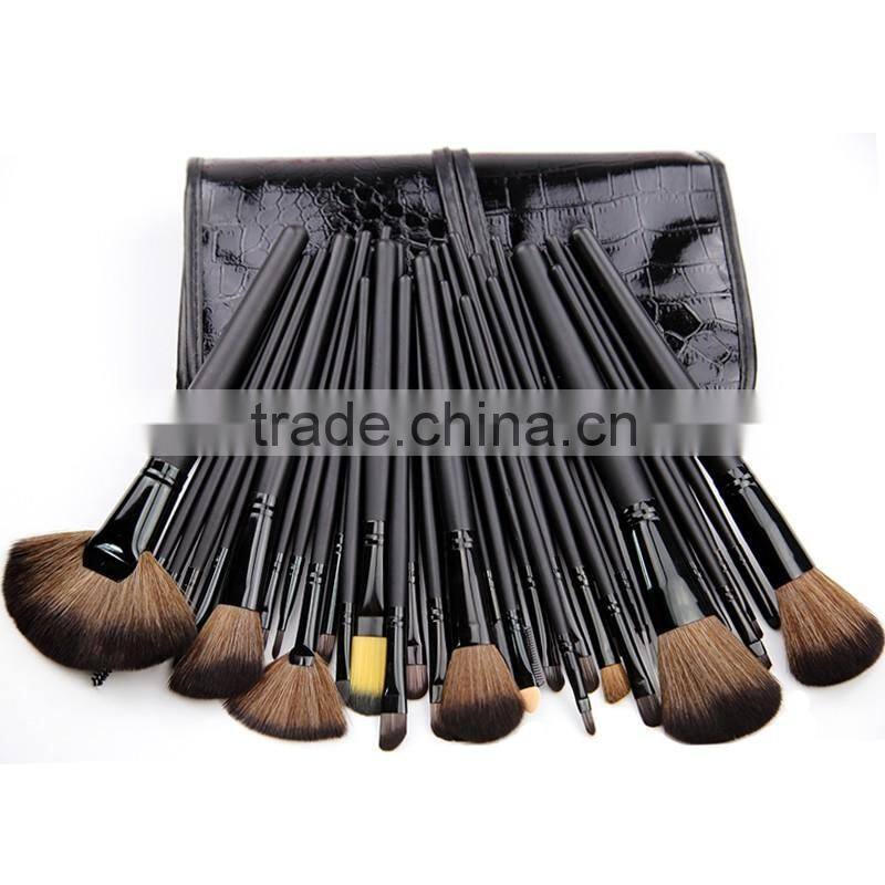 Wholesale 2016 24/32 pcs private label make up brushes soft goat hair colorful cosmetics makeup brushes set !