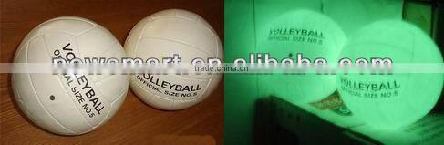 Customized cheap luminous footballs