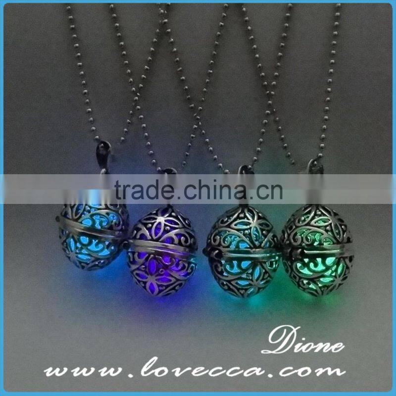 Gorgeous Glowing Jewelry Glow in the Dark Necklace