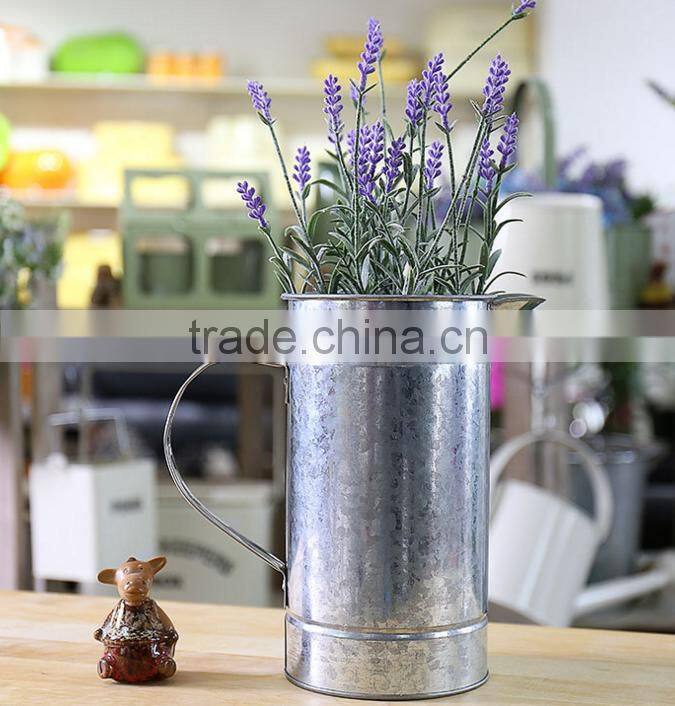2016 hot selling decorative watering can, teapot watering can, antique rustic metal flower pot