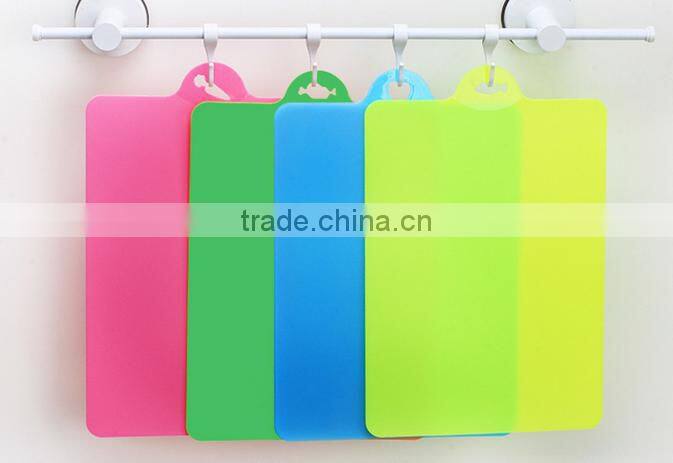 4PCS Non-Slip Plastic Cutting Board Set Plastic Chopping Board with Stand/custom plastic chooping board shenzhen manufacturer