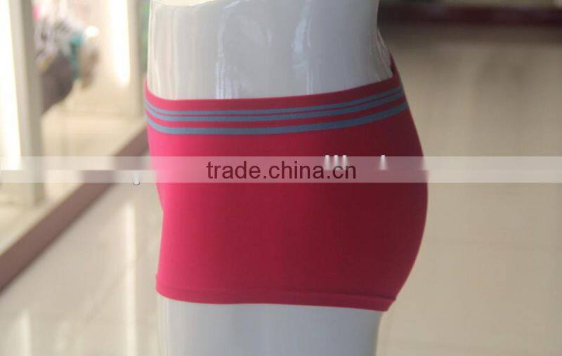 Zhejiang Wanyu lady underwear cut girls underwear new design lady underwear