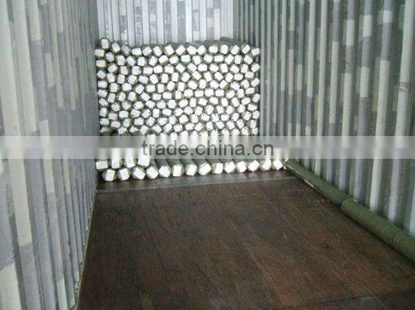 2015 Hot Sell Nonwoven wallpaper europe cheap golden fabrics packaging leather