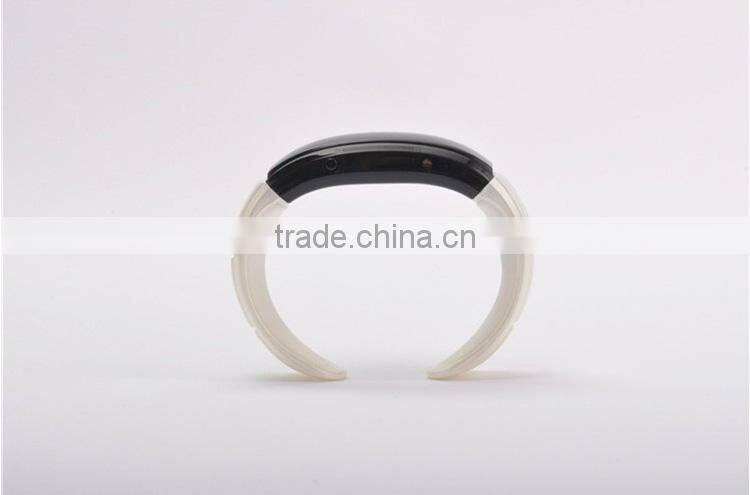 2014 bluetooth phone bracelet vibrate bluetooth bracelet
