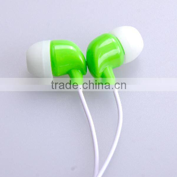 Super high quality plastic earphone with mic for laptop earphone