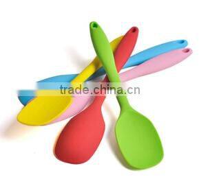 silicone spatula with design