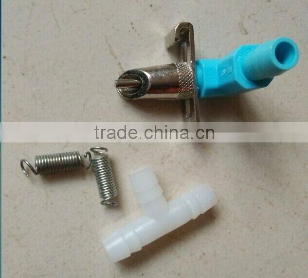 2016 hot sales automatic drinking fountain chicken nipple drinker for rabbit