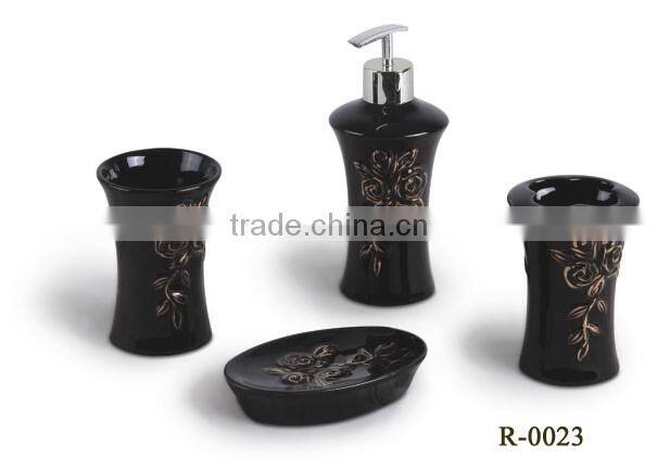 R-0013 Cute and classic bathroom accessory set