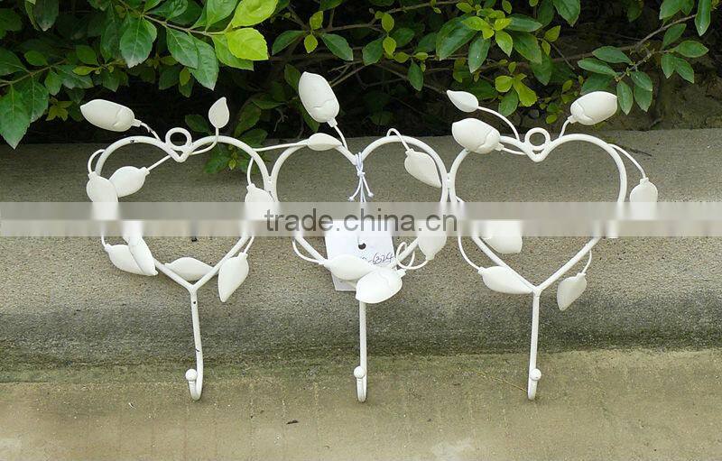Decorative heart shape wall mounted hook