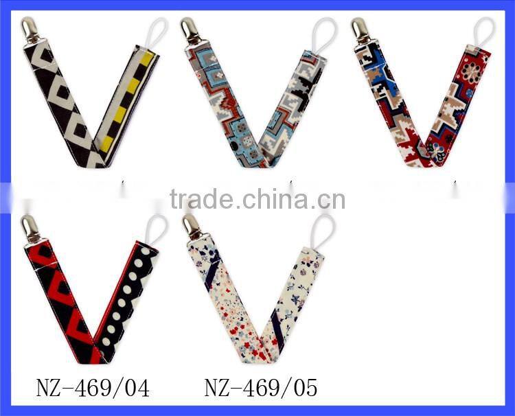 New Arrival Baby Boys Cheap Pacifier Clips Teething Sooner Holder Cotton Pacifier Holder Clip