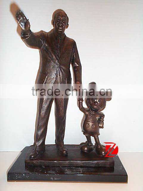 Bronze famous Man with Mickey Mouse statue desk decoration