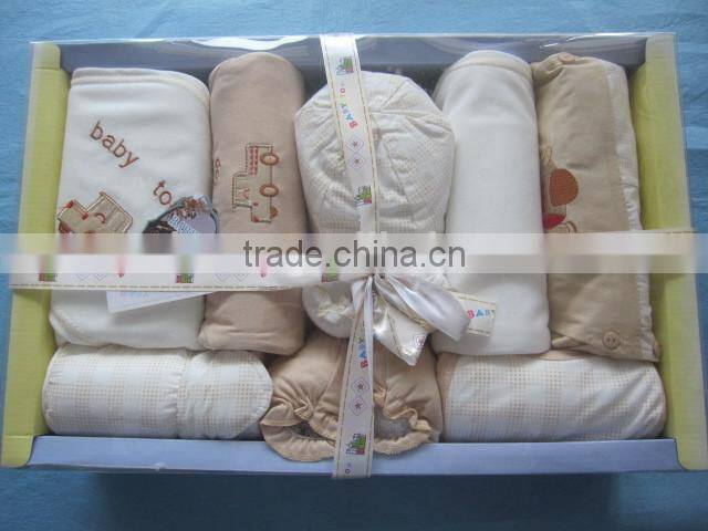 2016 Hot Sale New Born Baby 8Pcs Set Clothing 100% Cotton Comfortable &Breathable Baby Gift Set