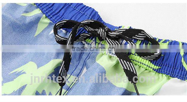 2015 Summer Fashion custom polyster and cotton printed mens beach shorts