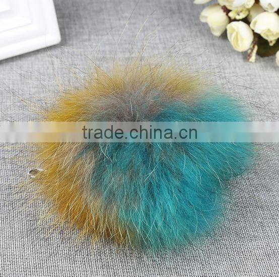 100% Real Raccoon Fur Pom Pom Keychain Fluffy Fur Balls Genuine Fur Pompons for Bag Hats Cap Scarf Gloves with Buttons