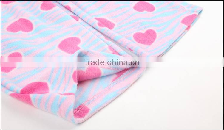 new design Autumn or Winter girls pajamas with sweatshirt and pant