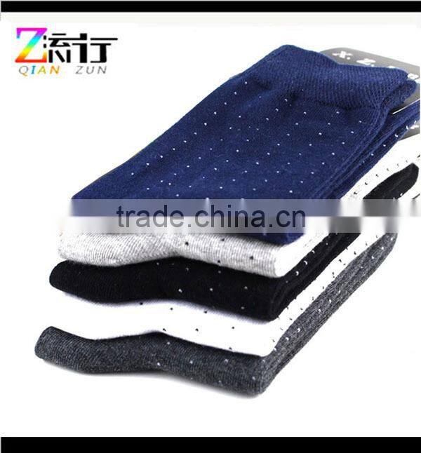 Spring Popular Men's Breathable Sports Socks / Absorb Sweat Elastic Sock For men