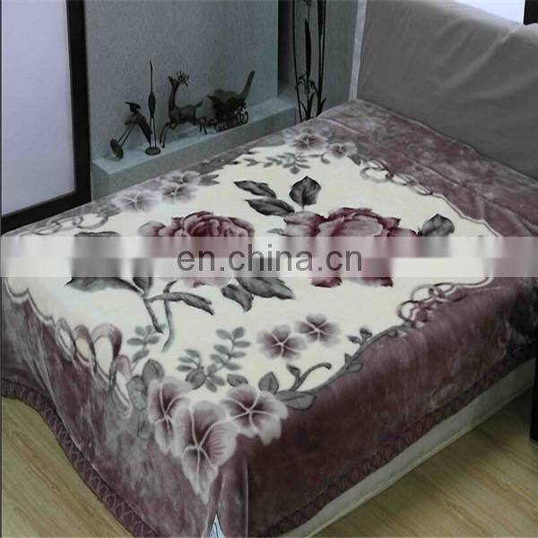 Cheap printed coral fleece blankets stock