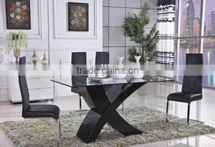 Hot dining table