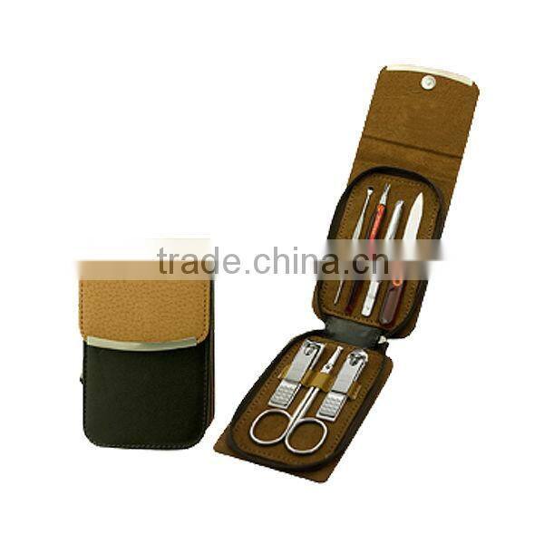 Simple design button closure gift manicure set