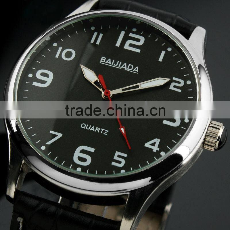 New Classic Black Dial Elegant Men Leather Strap Man's Quartz Watch WM244