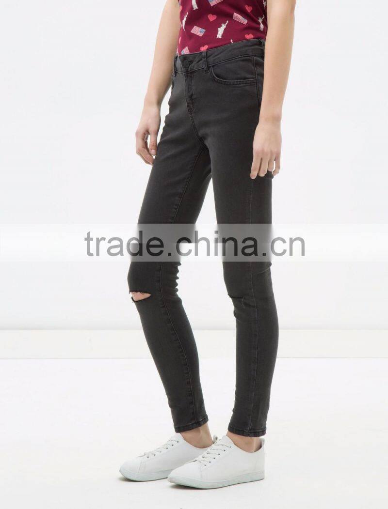 Beautiful Skinny and Ripped Denim Jeans for Ladies - Free Shipping Worldwide