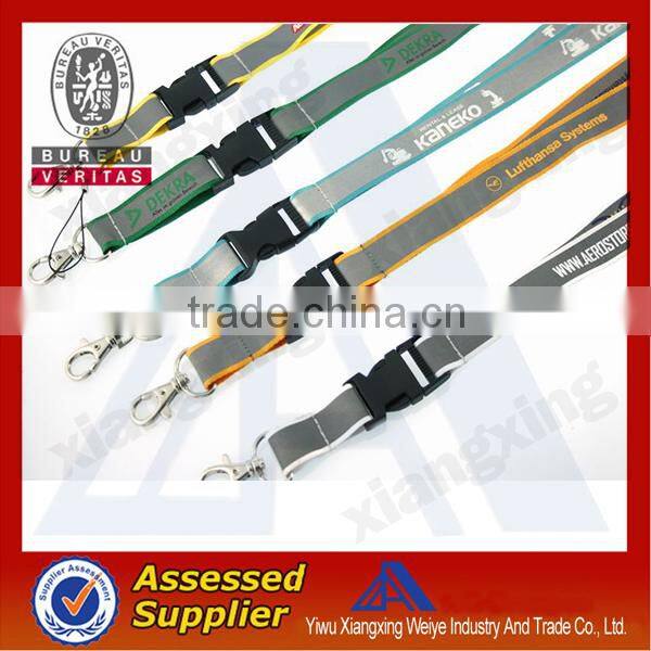 Factory direct selling Symbolic leding designed fashion reflective lanyard in lanyard