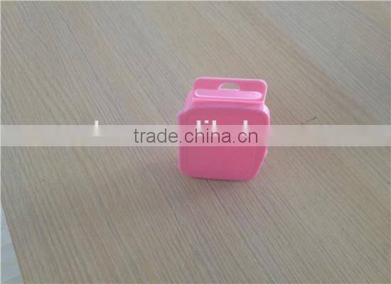 clear plastic storage box with compartment